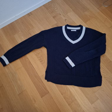 Maglione in maglia blu scuro