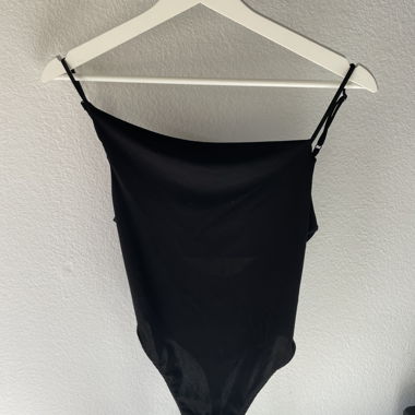 Backless Top