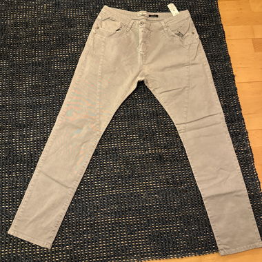 Graue Damenjeans