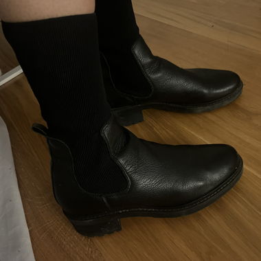 leather boots