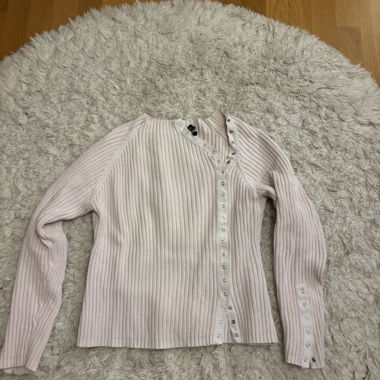 Pullover mit Knopfleiste
