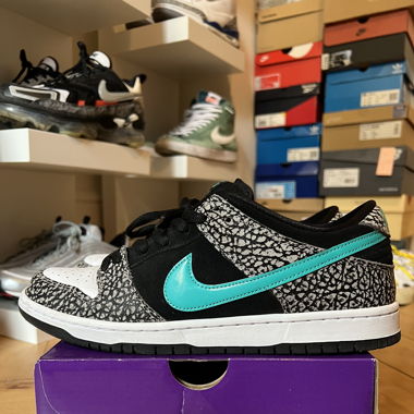 Nike Dunk Low SB Atmos Elephant