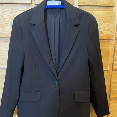 Schwarzer Blazer von Bershka