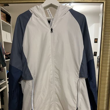 Windbreaker 