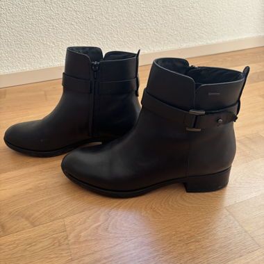 Geox schwarze Stiefeletten