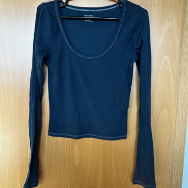 Hollister black longsleeve