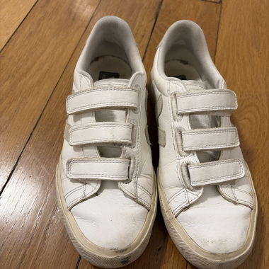 Veja Weiße Klett-Sneaker