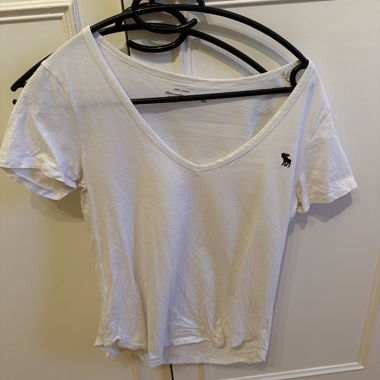 White Abercrombie T-shirt