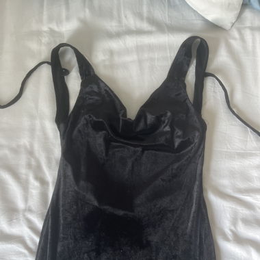 Black backless maxi dress