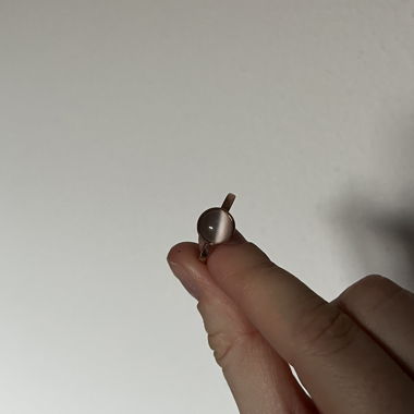 Anello con pietra