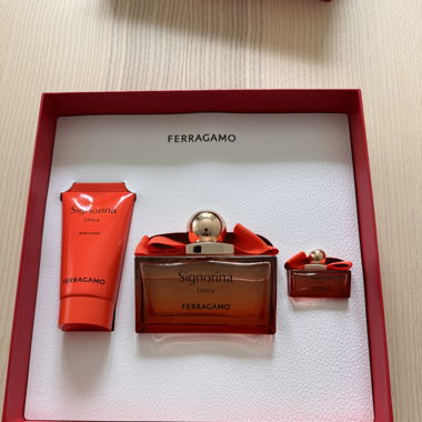 Ferragamo Signorina Unica perfume set