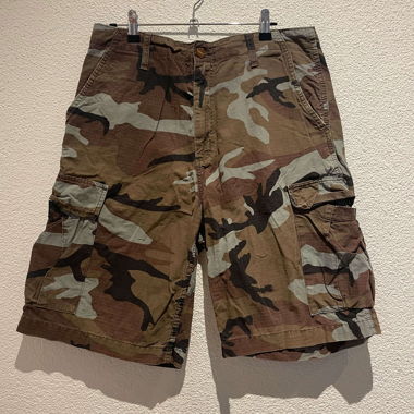 Carhartt WIP Green Camo a Bermuda Shorts 32