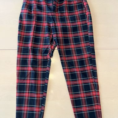 Pantalon à carreaux Bershka rouge et noir