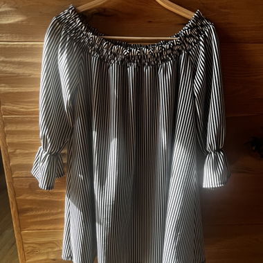 Vestito a righe bianco e nero