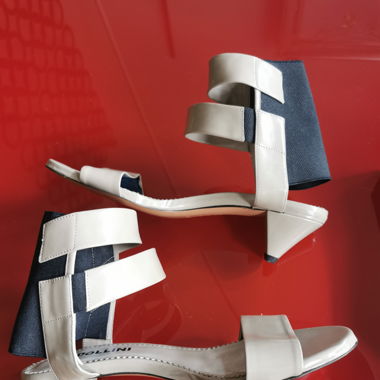 Sandales originales