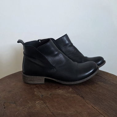 Black Leather Boots