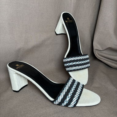 Navyboot Sandals Heel block style 