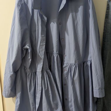 Blusa in cotone azzurro chiaro con arricciatura, taglia 48