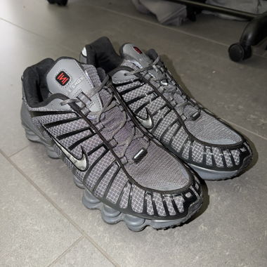 Nike Shox Sneakers special edition