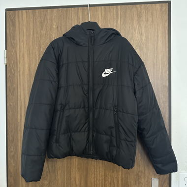 Giacca imbottita Nike con cappuccio
