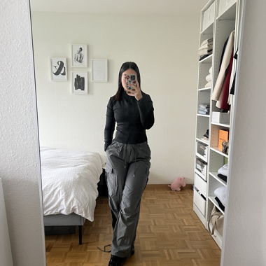 Pantalone cargo parachute regolabile