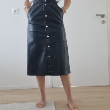 Lederjupe midi