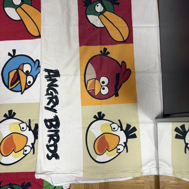 Angry Birds bedding set for child's bed