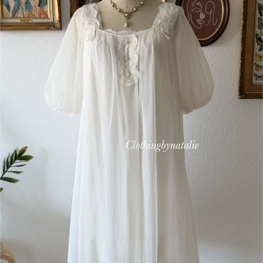 Vanity Fair Bridal Nylon Peignoir Set Size M