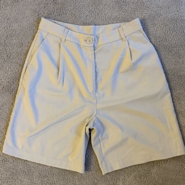 Monki beige shorts