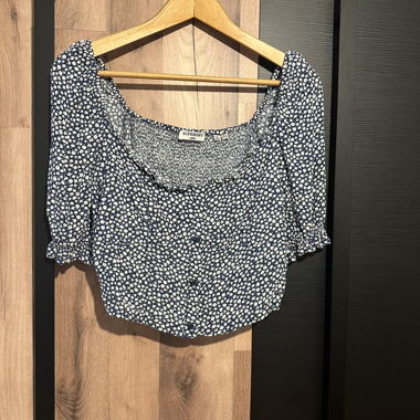 Crop-top