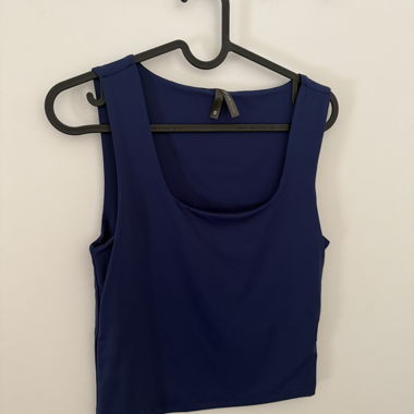 Dunkelblaues Tanktop
