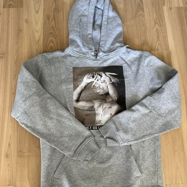 Grauer 2PAC Kapuzenpullover