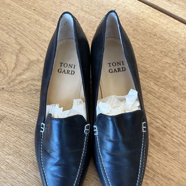 Toni Gard Schuh