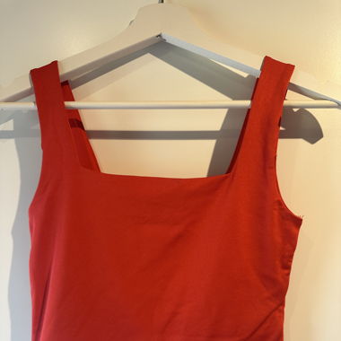Rotes Top
