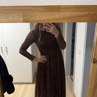 Dress by rich&royal