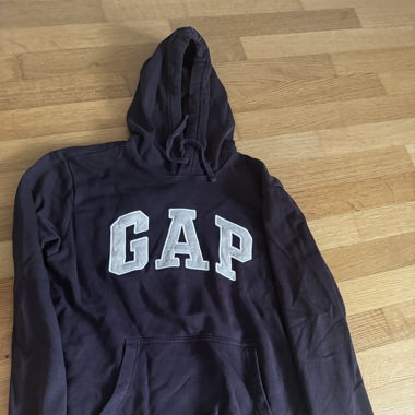 GAP hoodie