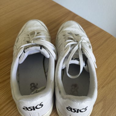 Asics Blanches – Taille 43.5