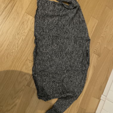 Long-sleeve shirt