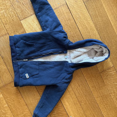Fleece-lined winter sweater, size 4 years