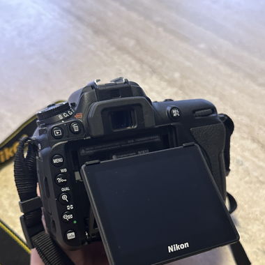 Nikon D7500