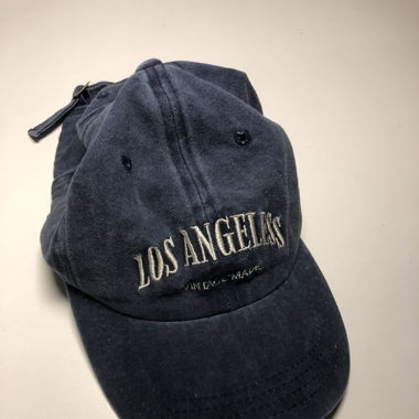dunkelblaue Cap