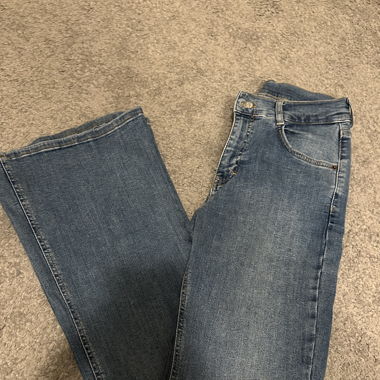 Jeans flared