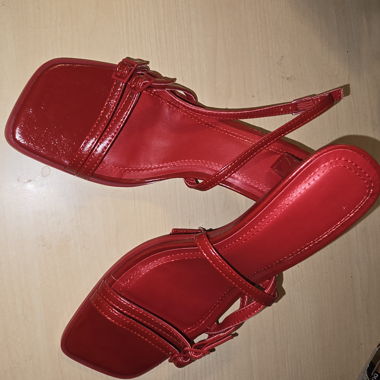 Red kitten heels from Bershka