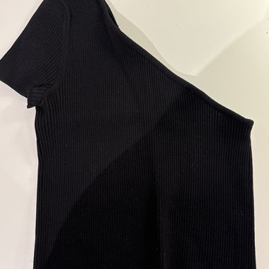 Black One-Shoulder Top