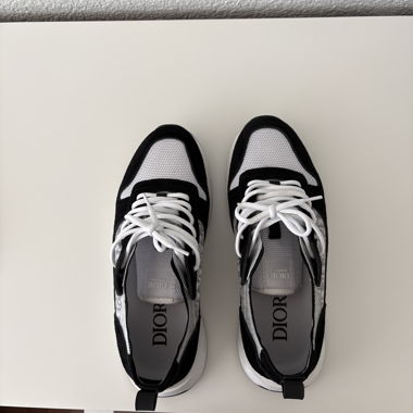 Black and White Dior B25 Sneakers