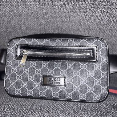Sac banane Gucci