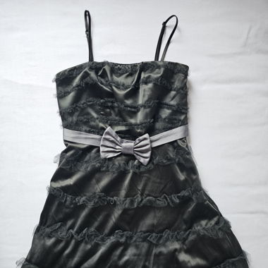 Kurzes Kleid Dark Coquette