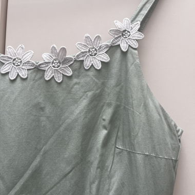 Abito Verde Menta con Pizzo