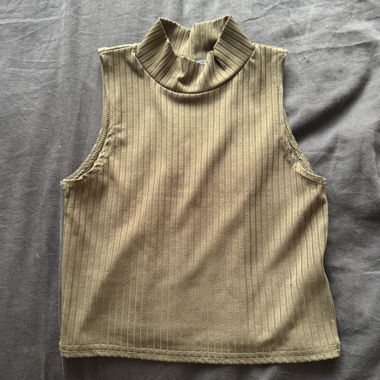 Top Smanicato kaki