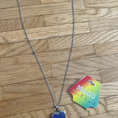 Collana con ciondolo cuore blu